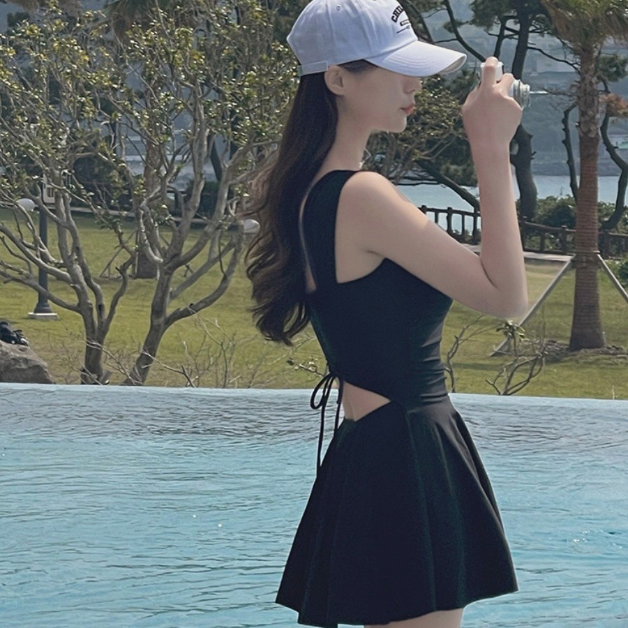 2026 New Style Swimsuit with a High-End Feel, Slimming and Tummy-Concealing, Hot Spring Swimsuit for Women, Fashionable and Sexy Skirt-Style Two-Piece Swimsuit Wholesale