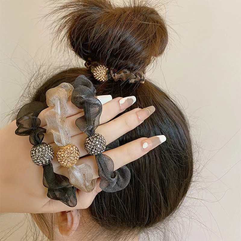 女性のハイエンドダイヤモンドがちりばめられた高弾性ヘアロープ 2025 新しいシンプルなインインテリジェントヘアリング気質インターネットセレブハイエンドヘアアクセサリー|undefined