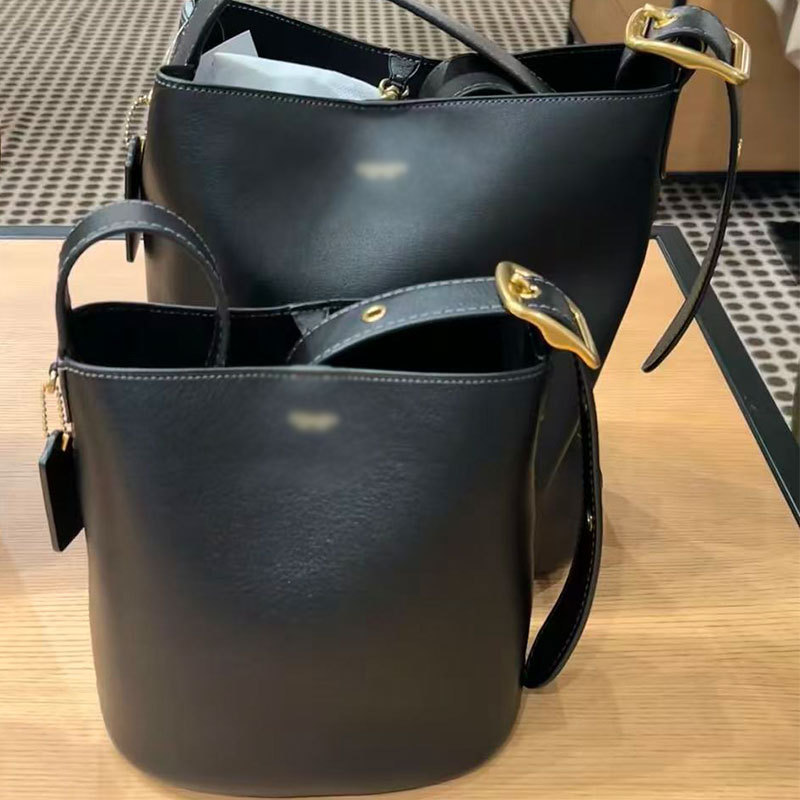 Coach New Women's Bag Jude Signatura Bucket Bag Single Shoulder Crossbody Tote Shopping Bag Coach New Women's Bag Jude Signatura Bucket Bag Single Shoulder Crossbody Tote Shopping Bag