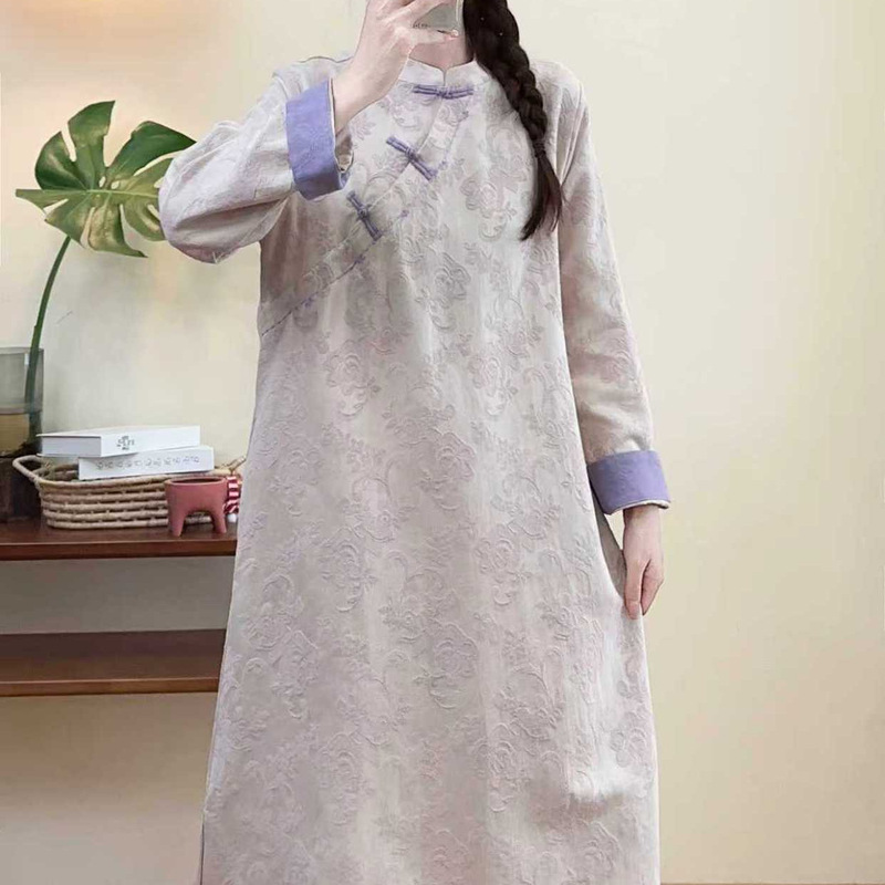 2025 Autumn Solid Color Cotton Linen Jacquard Chinese Style Long Dress Artistic Stand Collar Cheongsam Style Women's Dress 2025 Autumn Solid Color Cotton Linen Jacquard Chinese Style Long Dress Artistic Stand Collar Cheongsam Style Women's Dress