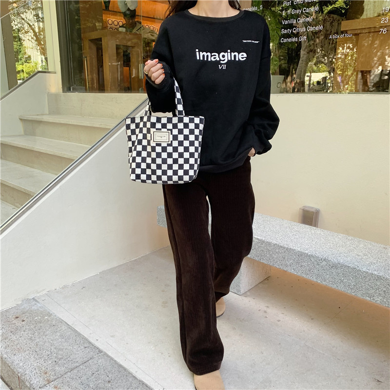 11261 Corduroy checkered hand-held bento Bag, ins Artistic Retro Mommy Bag, small carrying bag for going out, lunch box bag undefined