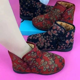 女式休闲单鞋;女式棉鞋;女式雪地靴