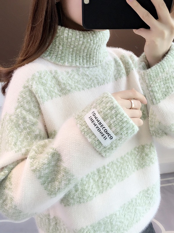 Suéter de las mujeres espesado invierno 2024 nuevo Otoño y ropa de invierno de cuello alto a rayas visón terciopelo top de punto camisa de fondo