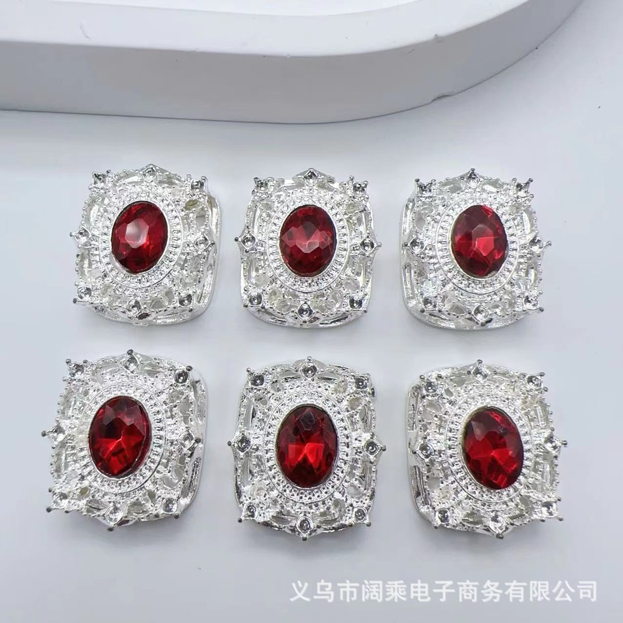 ダイヤモンドの長い方の大きい魔の箱の多い八穴のジルコニウムのdiyの手作りのビーズのブレスレットのネックレスの合金のアクセサリーのビーズの部品