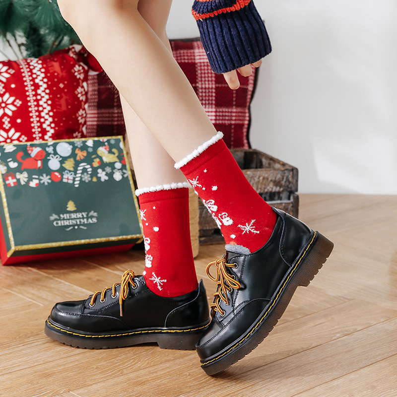 [4 pares] calcetines de Navidad en cajas de regalo de otoño y invierno, calcetines de algodón de dibujos animados para damas, calcetines de mujer image 3