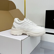 2025�����¿�С���L�y�Ǵ������ϵ���ϵ�Ь�����\���ܲ�Ь���m