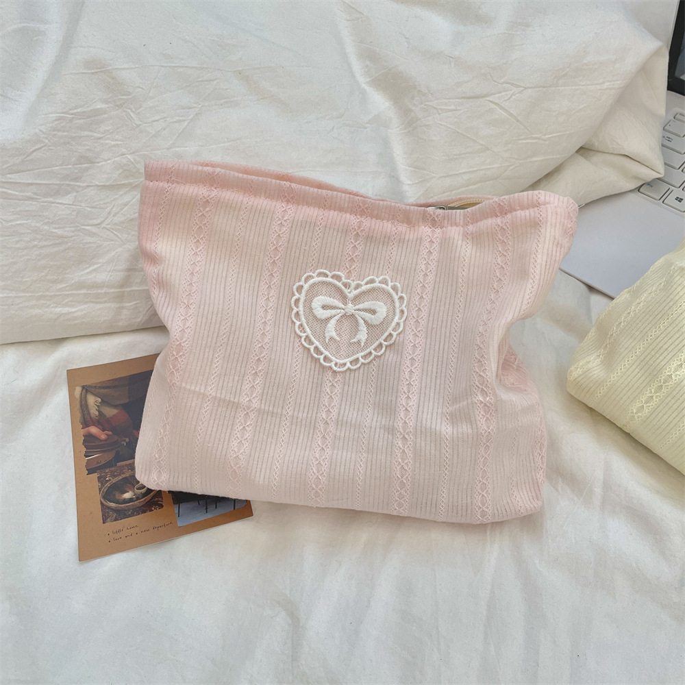 Cute Heart Shape Bow Knot Canvas Square Makeup Bags display picture 9