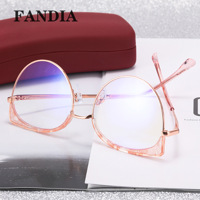 82016 nueva moda estilo coreano transparente Oval marco adelgazante ultra-ligero llano cara en línea puede ser equipado con grados gafas marco gafas