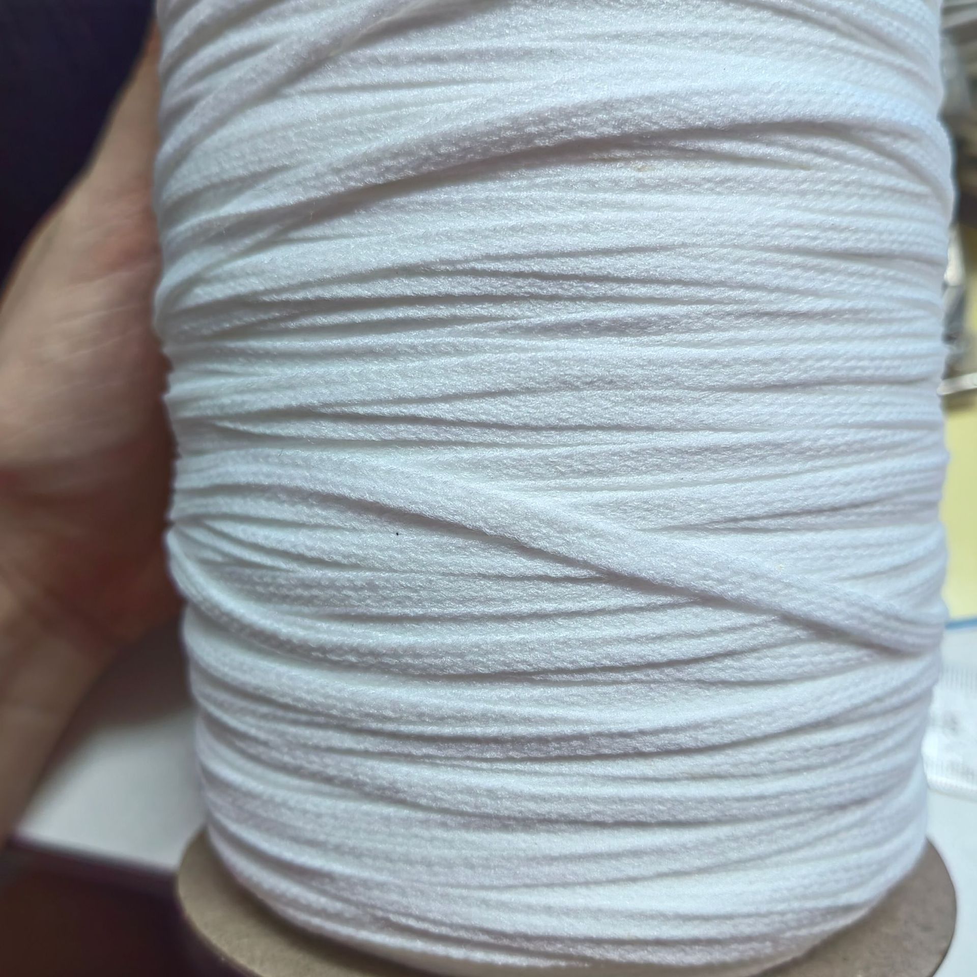 Fabricantes al por mayor juguetes de peluche reforzar la ropa especial de 5MM nylon elástico alta camisa cabeza correa de tracción