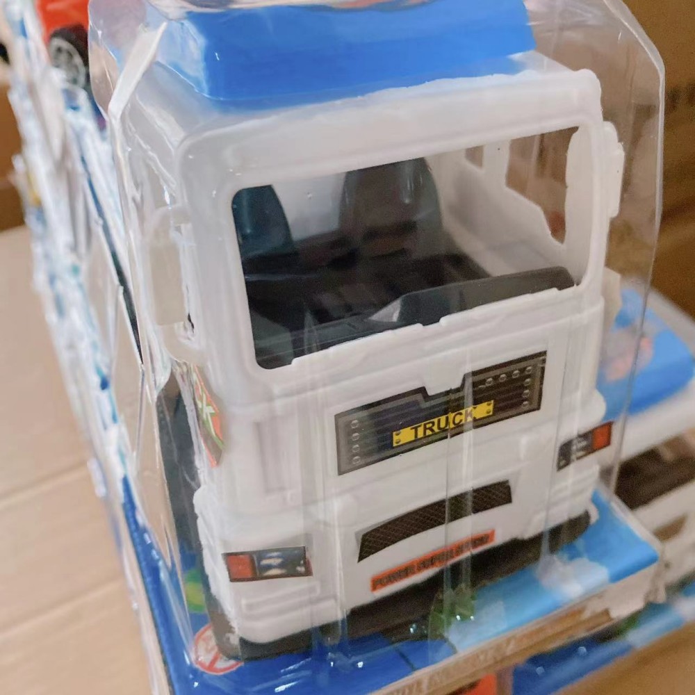 Remolque de doble capa de coche de juguete para niños grandes con tres vehículos de ingeniería traje de inercia modelo de coche camión excavadora