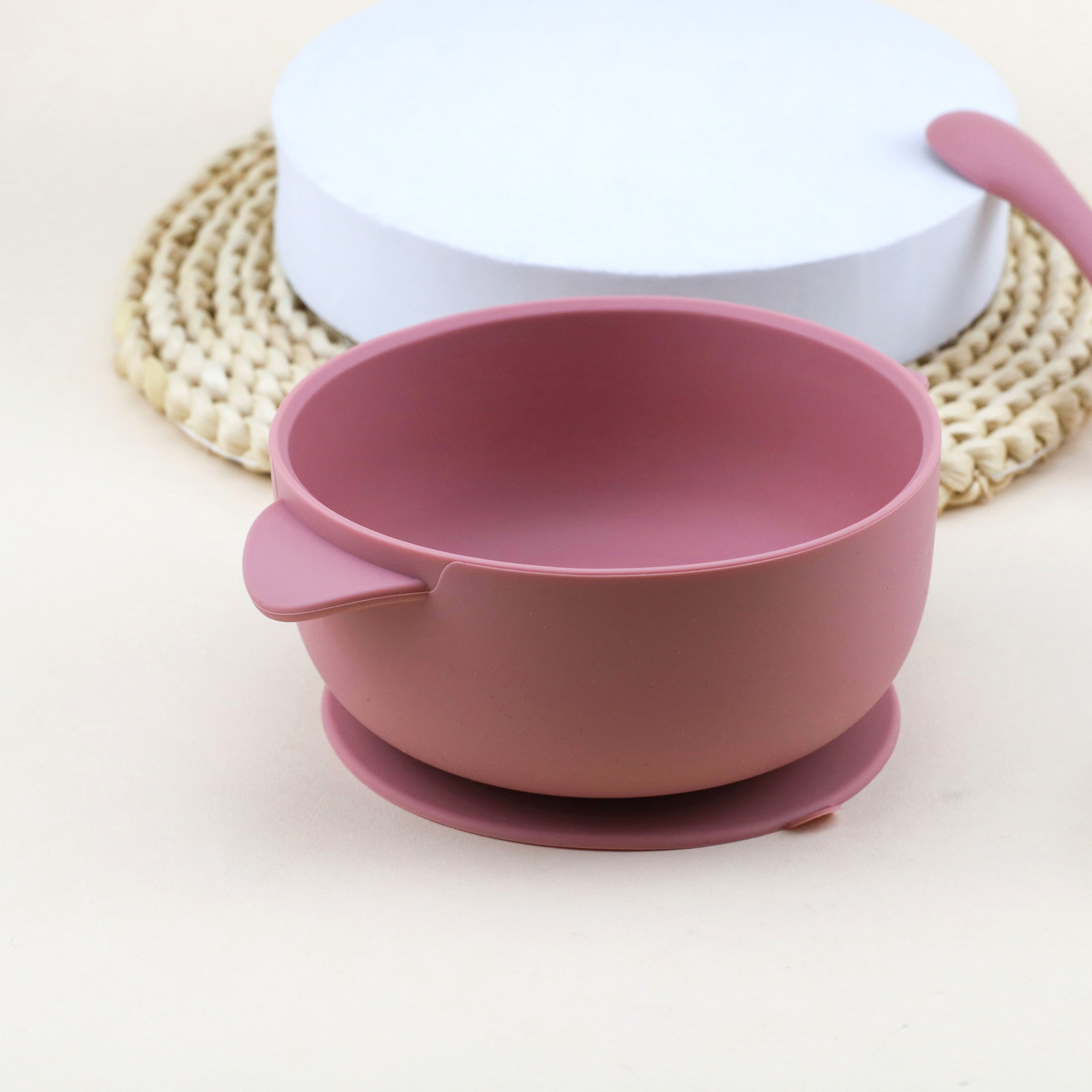 그릇 다크 레드