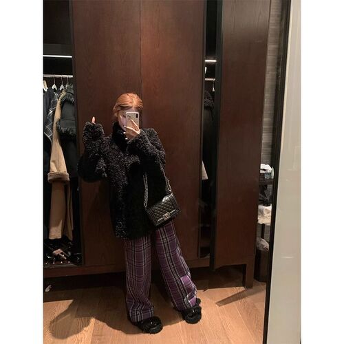 Tomato-rich girl. Teddy stand-up collar fur coat, thickened short coat.