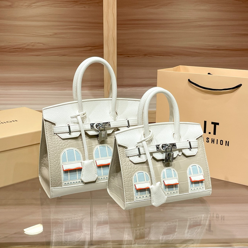 Small House-Shaped Bag, Birkin Bag, Handbag, Luxury Quality, High-End Feel, Same Style as Big-Name Brands, Women's Shoulder and Crossbody Bag Small House-Shaped Bag, Birkin Bag, Handbag, Luxury Quality, High-End Feel, Same Style as Big-Name Brands, Women's Shoulder and Crossbody Bag