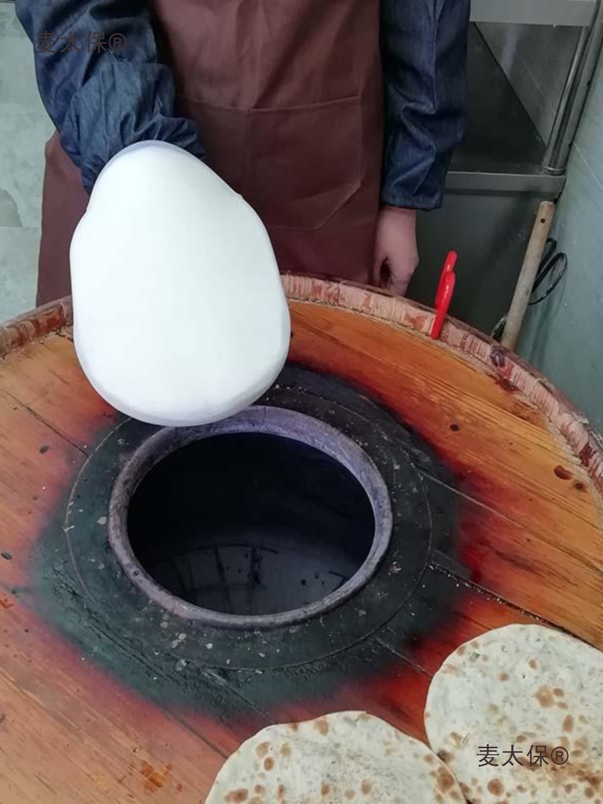 耐高温手套贴烧饼防烫木桶炉子木炭烤饼炉加厚隔热硅胶海绵麦太保