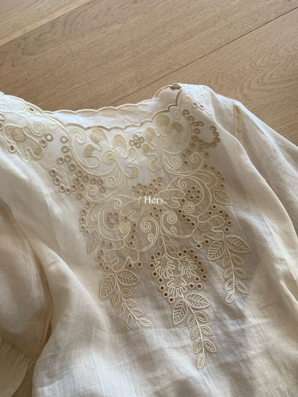Áo sơ mi tay ngắn nữ ren hở lưng phong cách Pháp — Xanh da trờicolor, màu mơ chi tiết 23