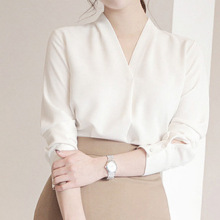 白色雪纺衬衫女V领韩范 长袖宽松上衣白衬衫韩版2025夏职业装女