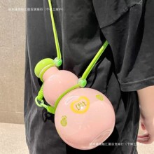 ����������Ͱ����Jˮ��Ů�����ֵ��������yˮ��б�汳����Ǳ�