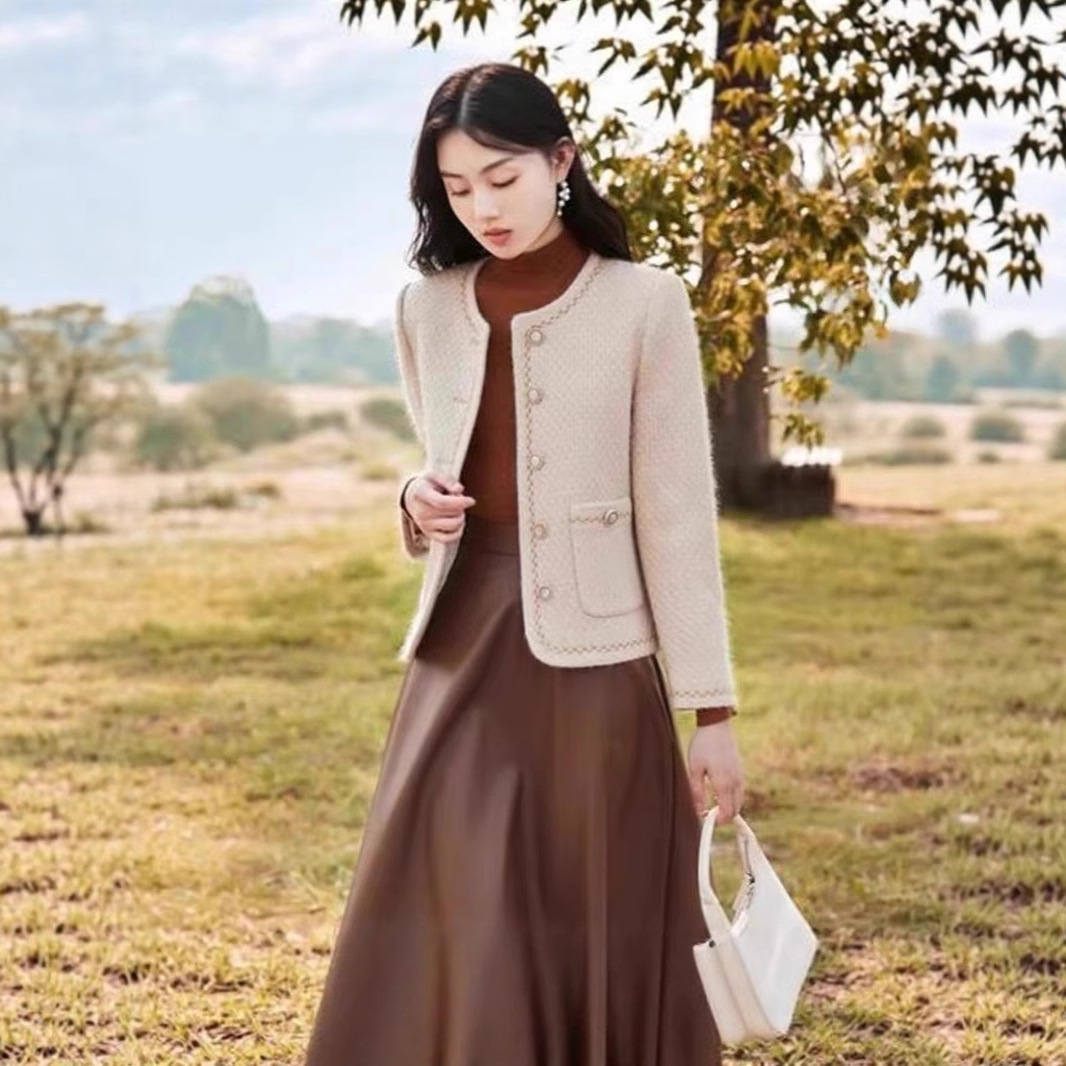 Women's 2025 Autumn High-End Tweed Chanel-Style Elegant Socialite Jacket Top from Gejia Mall