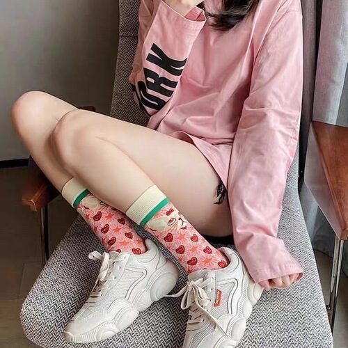 Trendy brand lolita French illustration cartoon literary female medium high-top retro pink cat cute girl socks