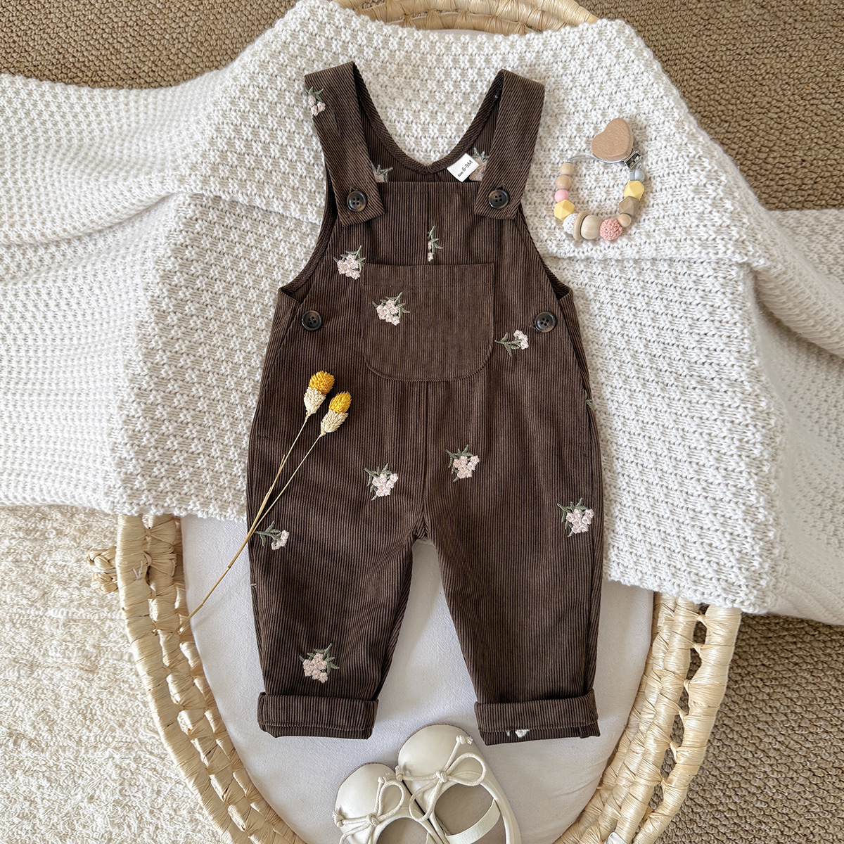 Spring and Autumn Korean Style Baby Clothes with Floral Embroidery Overalls, Cute Overalls, Comfortable Lightweight