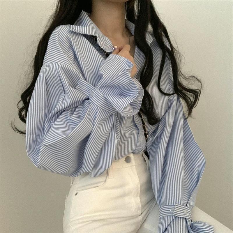 Versatile Lantern Sleeve Design Spring and Autumn 2025 Loose Shirt Top for Women Niche Korean Style College Vibe Striped New Model