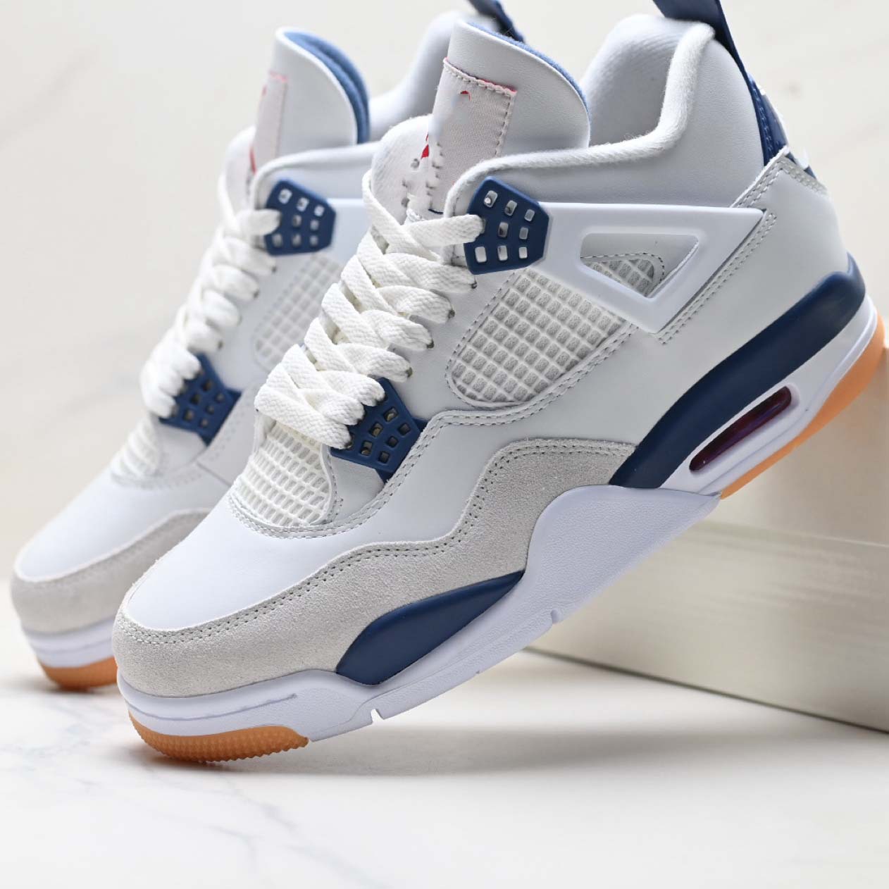 Cross-border AJ4 Zapatos de baloncesto retro zapatos casuales de pareja zapatos deportivos de moda rosa versátiles