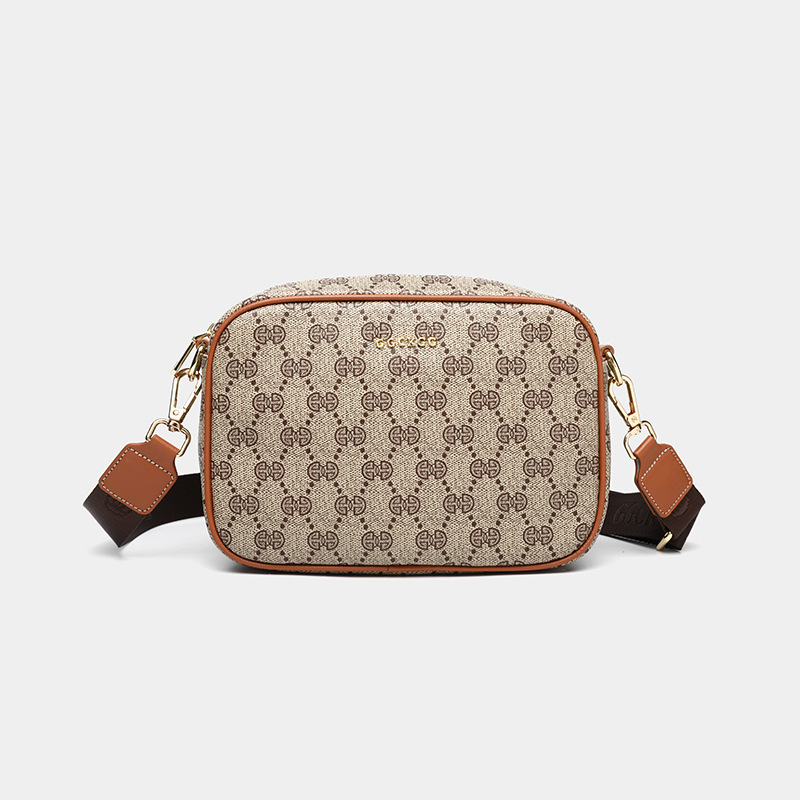 Hong Kong Brand 2025 New Fashion Accessible Luxury Small Square Bag Versatile Shoulder Crossbody Bag Niche Commuter Camera Bag Hong Kong Brand 2025 New Fashion Accessible Luxury Small Square Bag Versatile Shoulder Crossbody Bag Niche Commuter Camera Bag