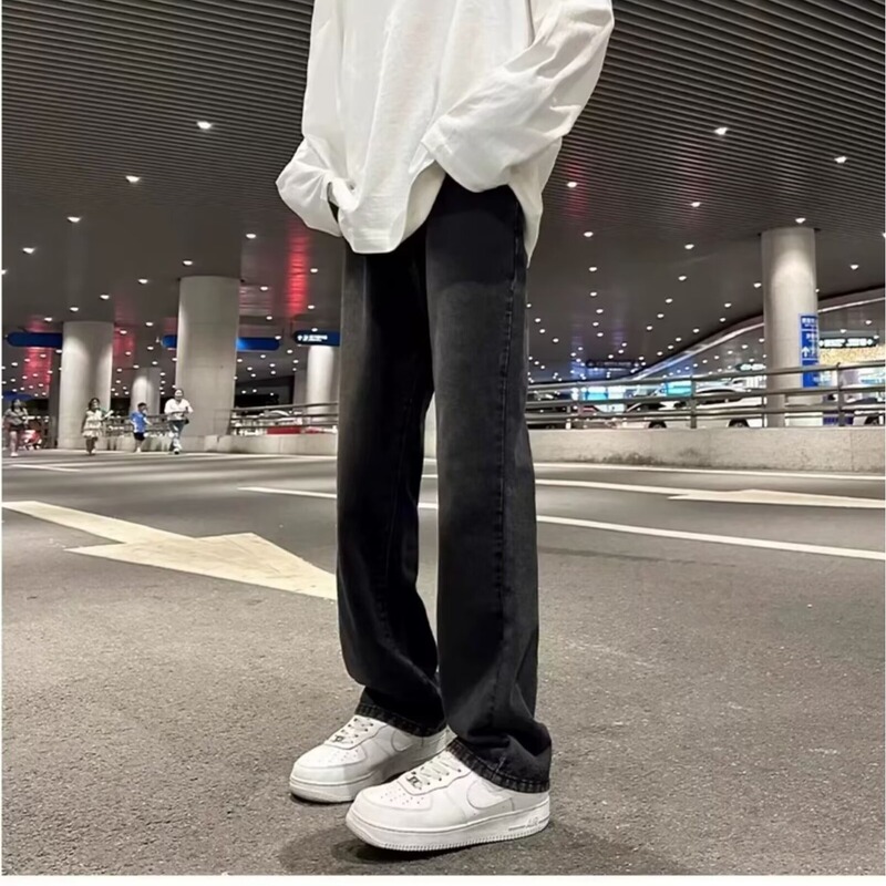 Black flared jeans for men, retro American street style, trendy vibe pants, stylish and slim-fit straight-leg long pants for spring and autumn