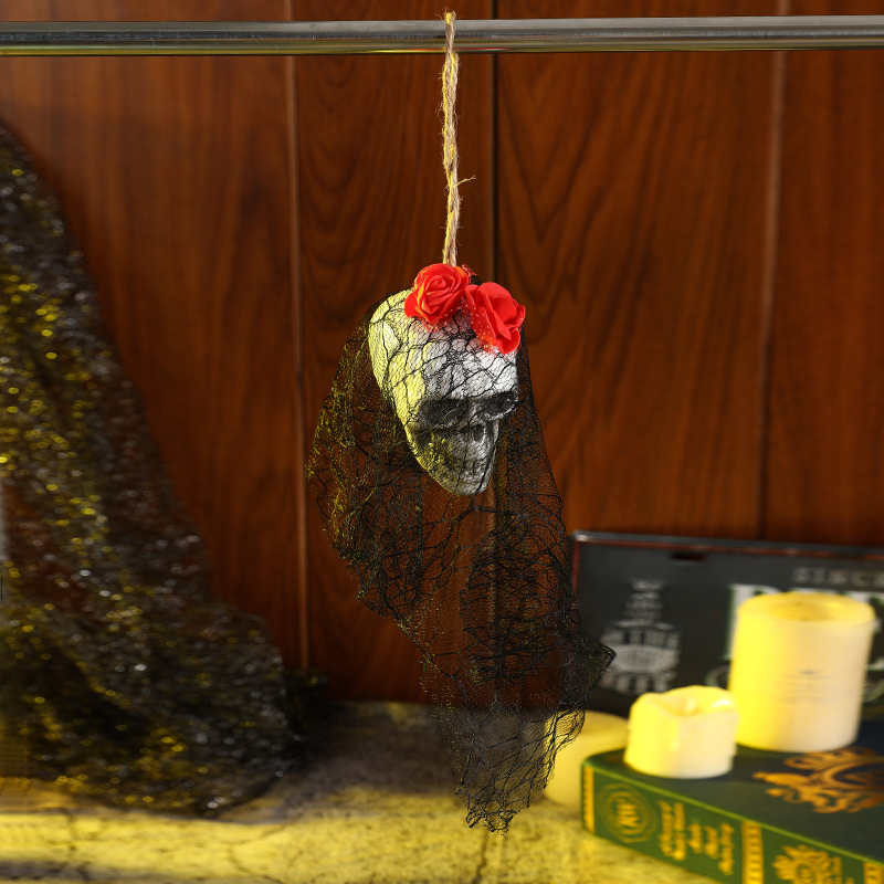 Halloween Little Hanging Ghost Cross-border venta caliente hilo de red calavera casa embrujada decoración del lugar accesorios horror Hanging Ghost