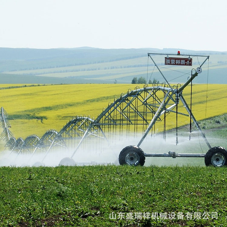 大型指针式喷灌机喷头农用喷灌机 中心支轴式全自动浇地灌溉设备