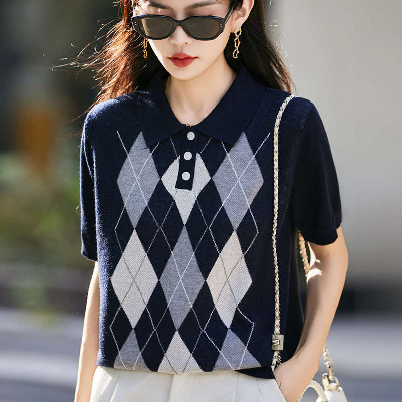 Miu Style Preppy Jacquard Polo Shirt for Women, Early Autumn 2026 New Short-Sleeve T-Shirt for Petite Figures