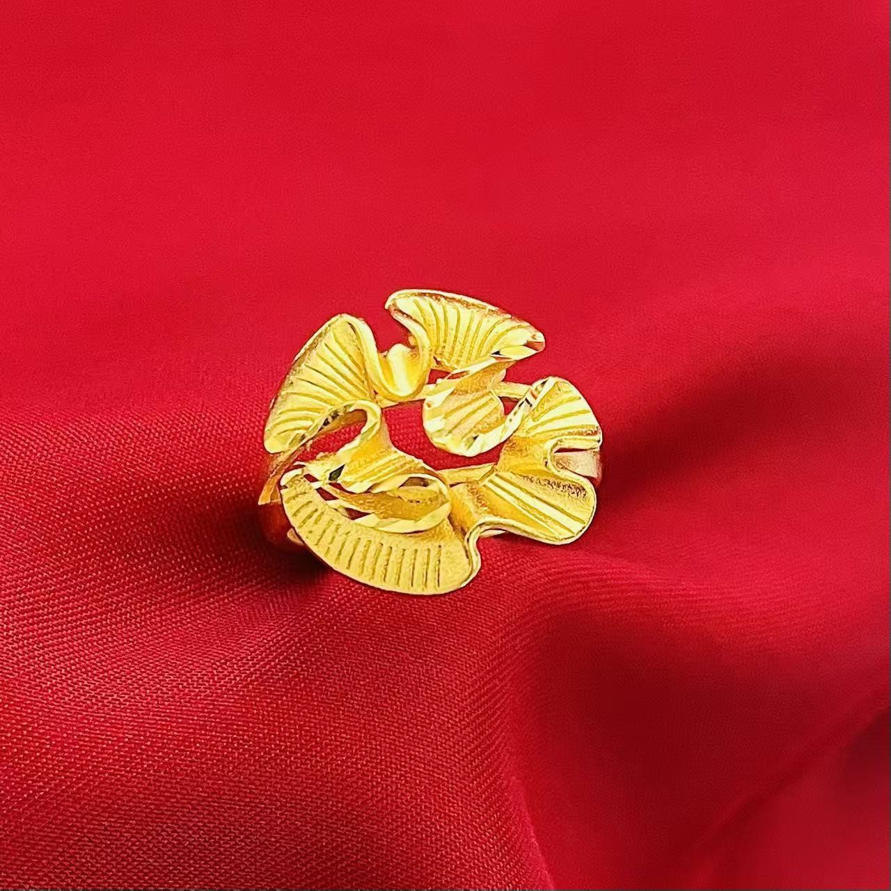 黄銅の金メッキの福の金儲けの指輪の男性の多種類の車の花は宝の蛇口の関公の戒子の金メッキの指輪を招きます。