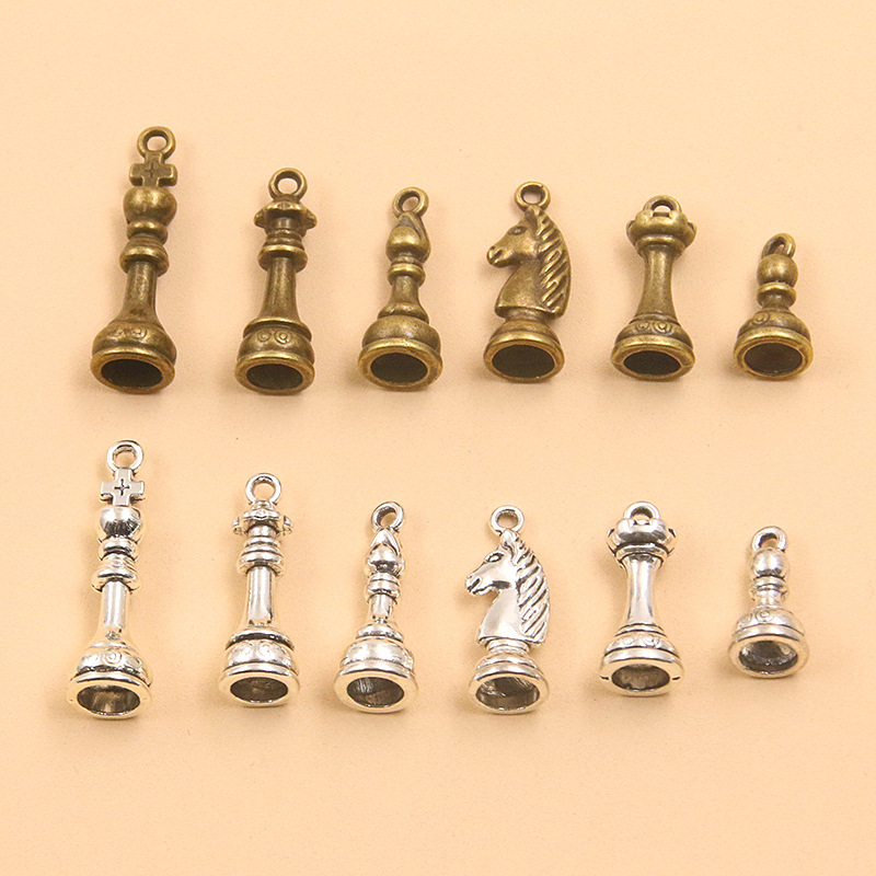 Accessory with accessories