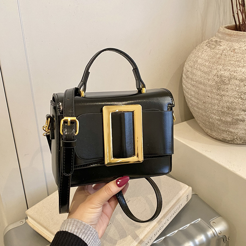 2026 nuevo bolso de mujer esmaltado alta sensación retro bolso de hombro al por mayor