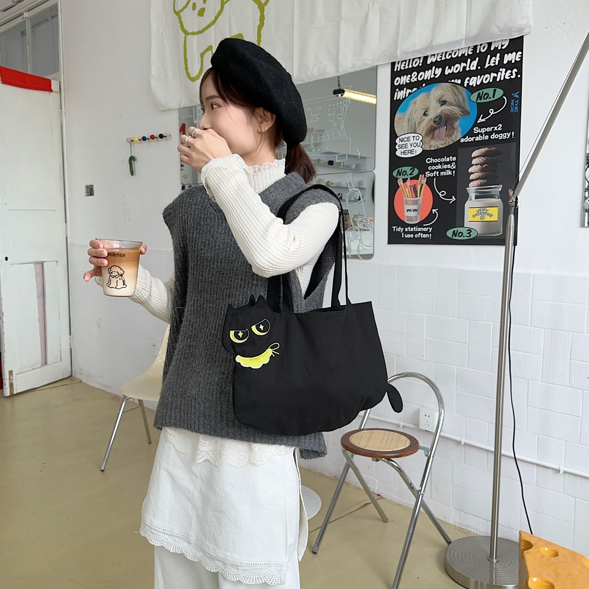 Women's Canvas Cat Cute Square Open Tote Bag display picture 26