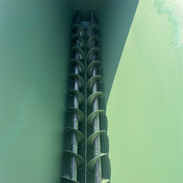 Dispensador de alimentación de cría para vacas y ovejas auto-propulsor diesel de tres ruedas distribuidor de alimentos