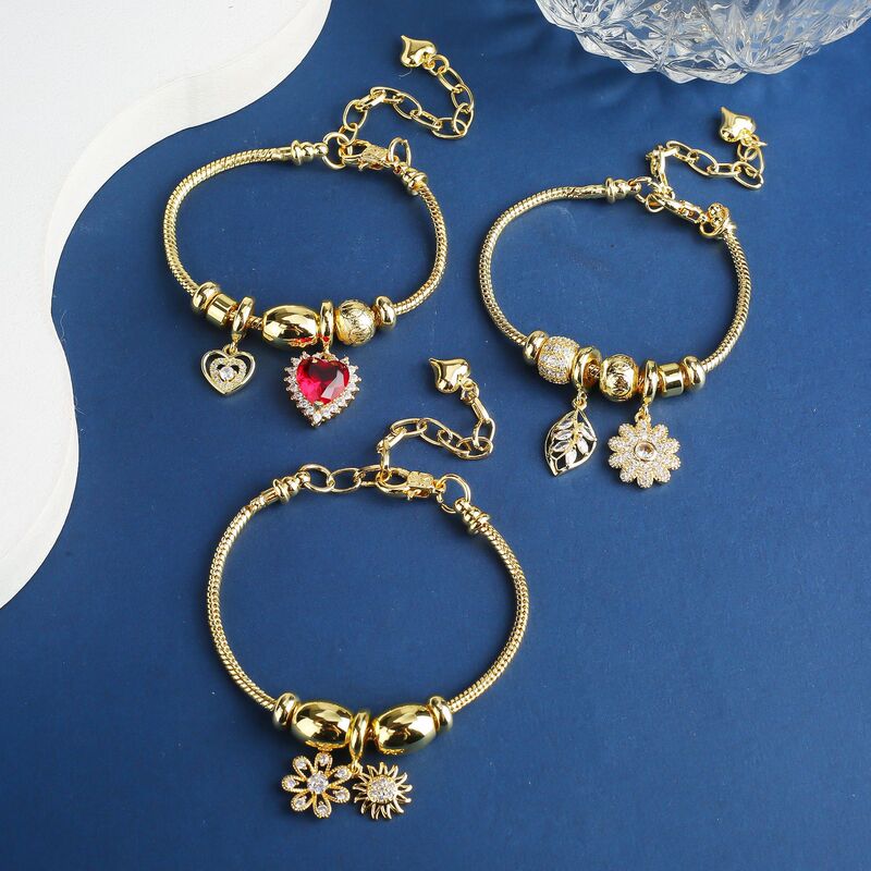 Amazon Cross-border Hot Sunflower Star Pendant Bracelet Fashion Exquisite Gold Plated Zircon Love Smiley Bracelet