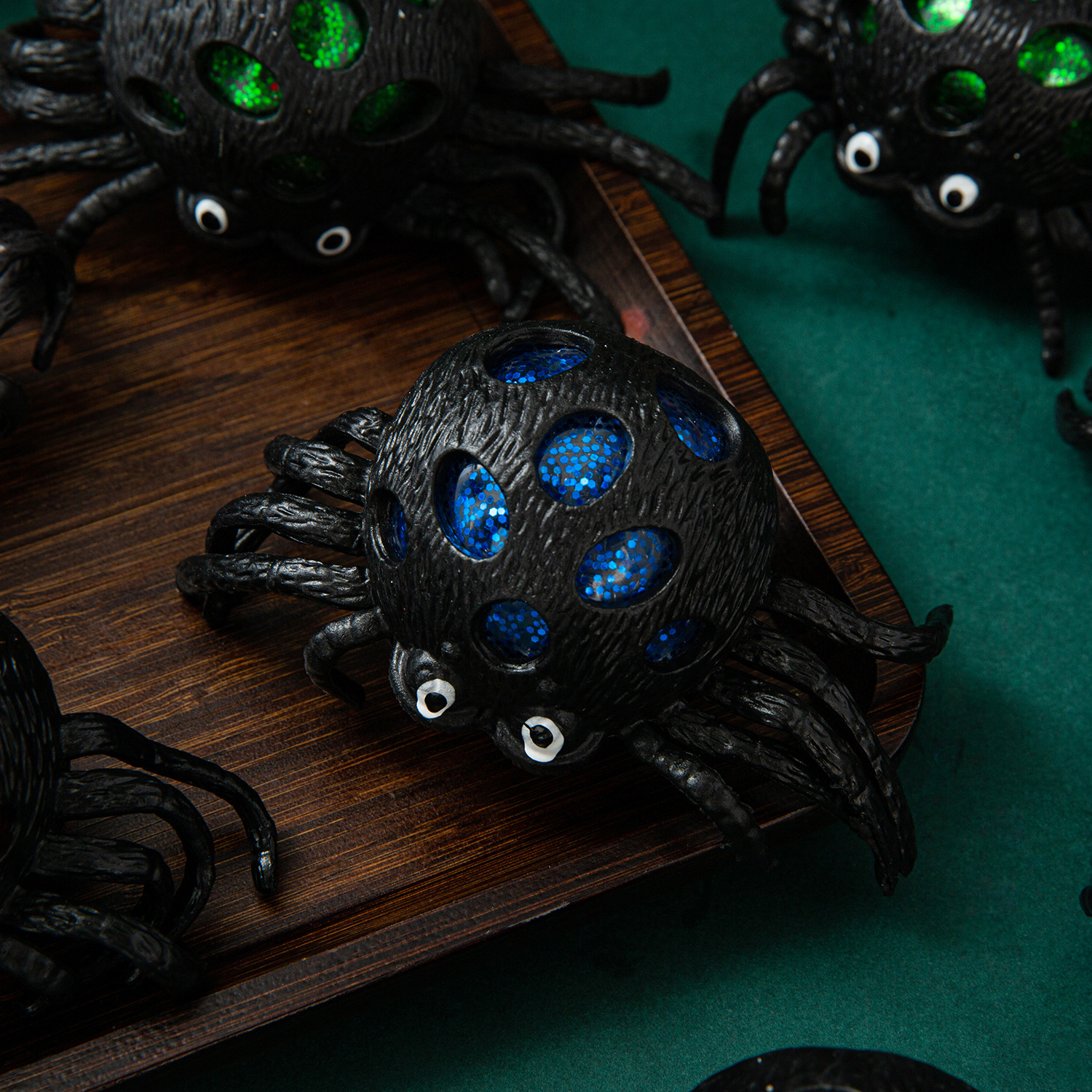 할로윈 황금 거미