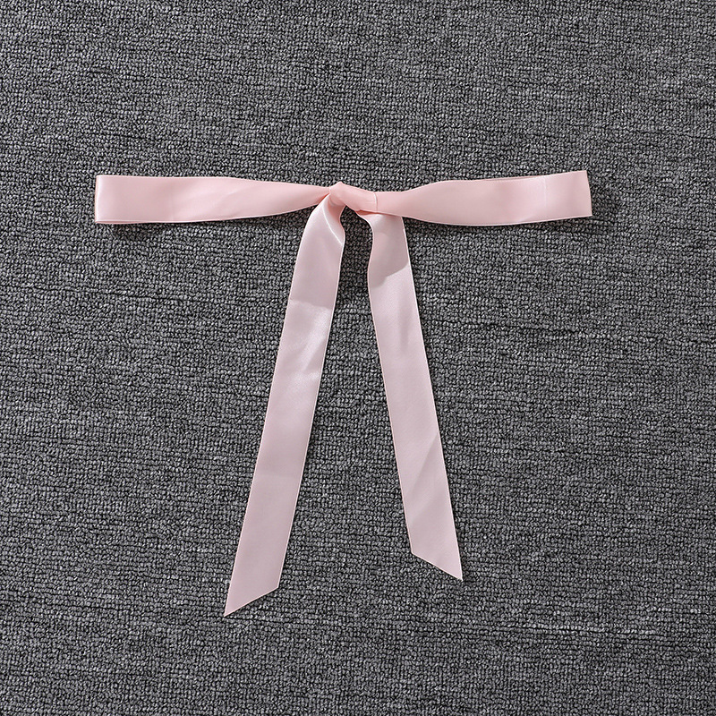 Robe fille à manches longues et dentelle pour la mi-saison_voghion.com