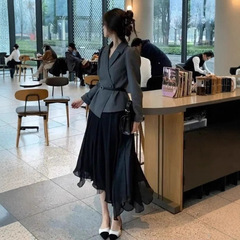 セクシーでエレガントなセレブの香りのドレススーツジャケット+女性用ミドル丈の優しいメッシュスカートスーツ