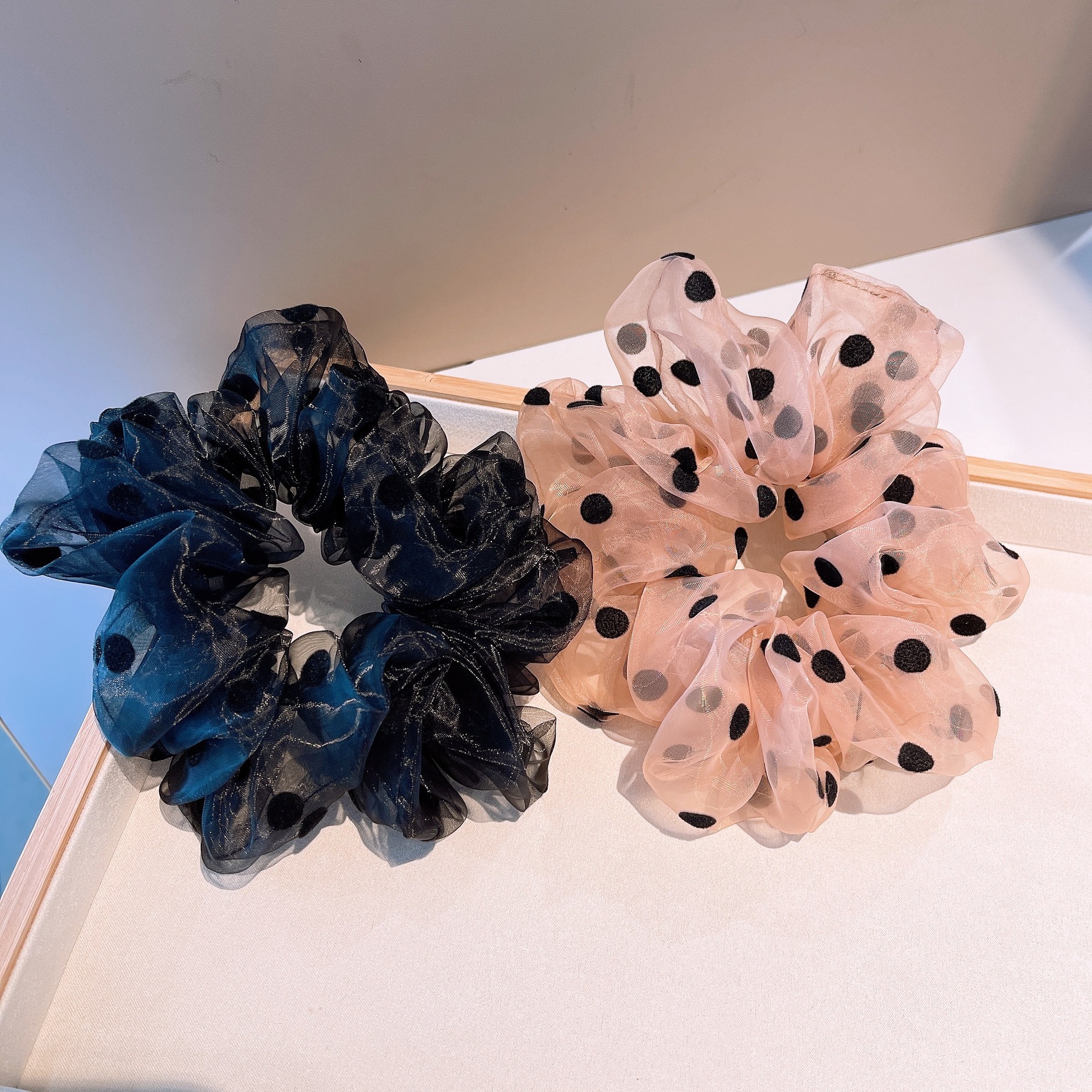 8g Weight Festival Occasion Organza Material Geometric Pattern Women'S Gender Retro Style Khaki, White, Black Color Retro Organza Polka Dot Hair Scrunchies Wholesale Nihaojewelry 8