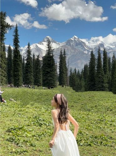 Yunnan Xinjiang travel wear beach vacation beach dress pure desire style backless strap spaghetti strap dress women long dress