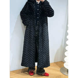 2025进口水貂长款皮草外套整皮西装领高级感腰带女款百搭奢华潮流