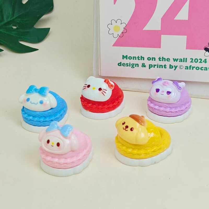 New Sanrio Slippers Street Stall Small Commodities Internet Celebrity Cute DIY Resin Jewelry Accessories Car Small Ornaments Ins New Sanrio Slippers Street Stall Small Commodities Internet Celebrity Cute DIY Resin Jewelry Accessories Car Small Ornaments Ins