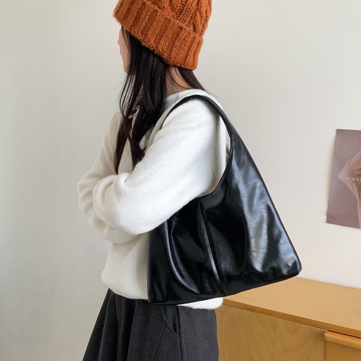 Korean Style 2026 Early Spring New Women's Vintage Soft Leather Hobo Bag Large Capacity Commuter Shoulder Underarm Handbag - Thumbnail 3