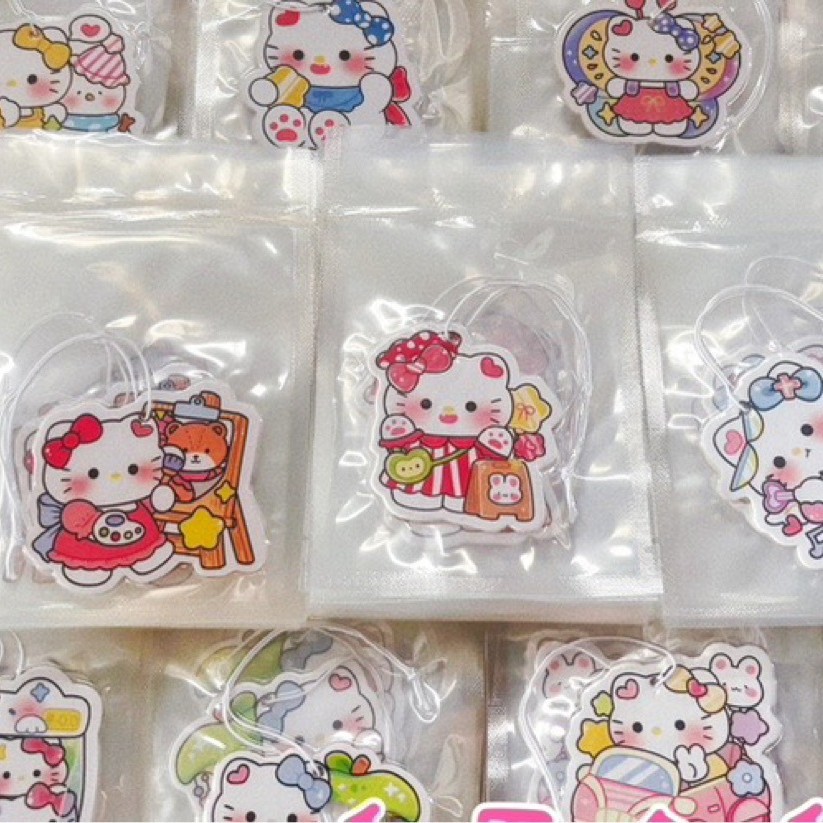 新品高档KT猫香氛片卡通挂件可爱卡通车载香薰片三丽鸥