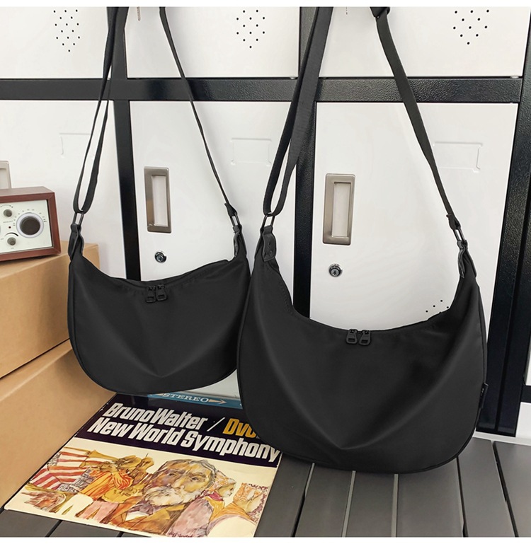 ins Simple nylon fabric crossbody bag for women 2023 new Korean style fashionable single-shoulder dumpling bag for students, trendy single-shoulder bag undefined