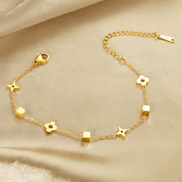 New Square Flower Bracelet Korean Style Exquisite Hand Jewelry Light Luxury High-end Sense Non-fading Camellia Bracelet