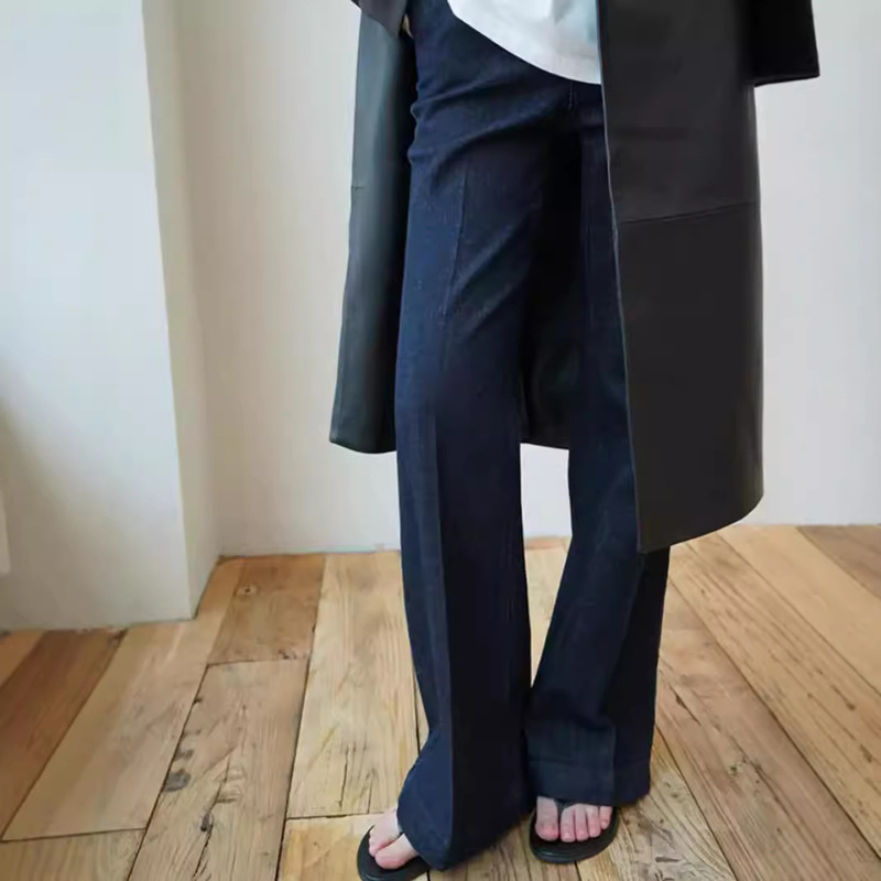 Slim legs_low stretch primary tannin small horn jeans a generation of hair