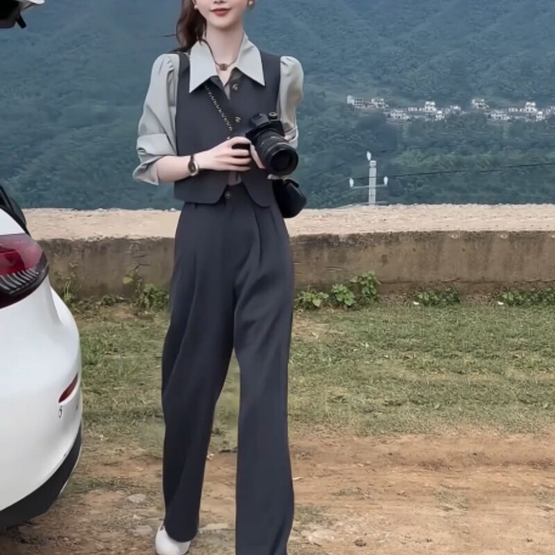 Early Spring New Style Light Mature Style Suit Set for Women, Sleeveless Vest, Shirt, Wide-Leg Pants, Petite Three-Piece Set